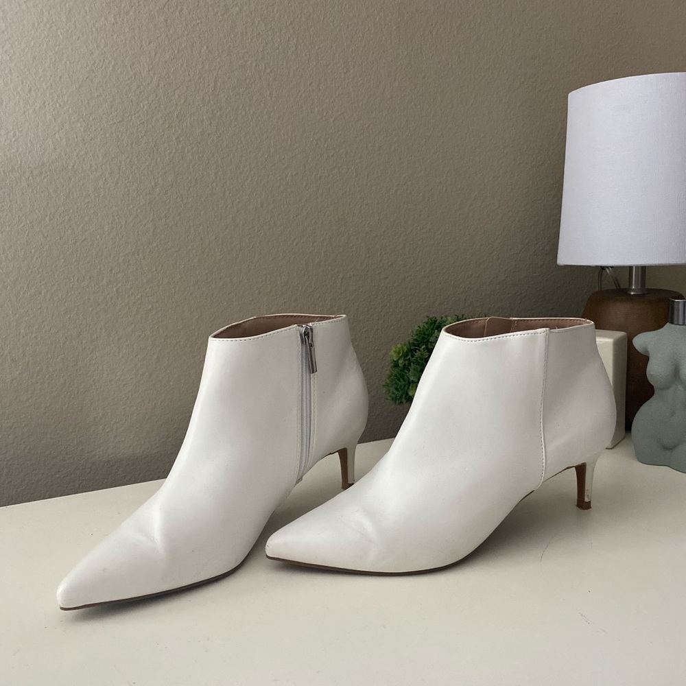 White kitten heels !